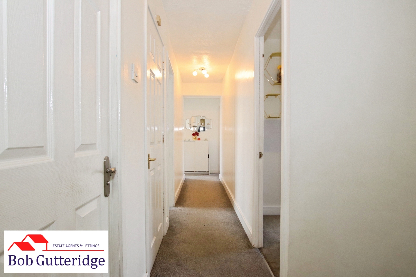 FIRST FLOOR LANDING